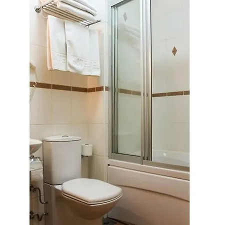 Inter 2* איסטמבול